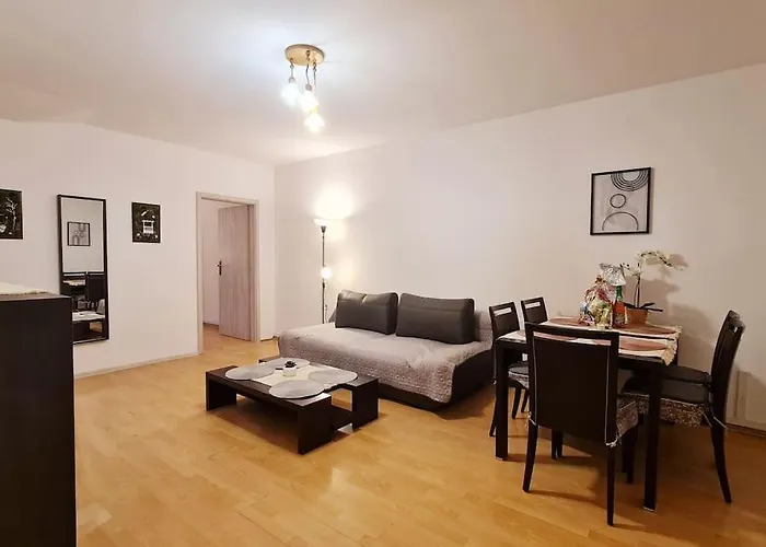 Przestronny Pokój W Mieszkaniu Na Filipa *